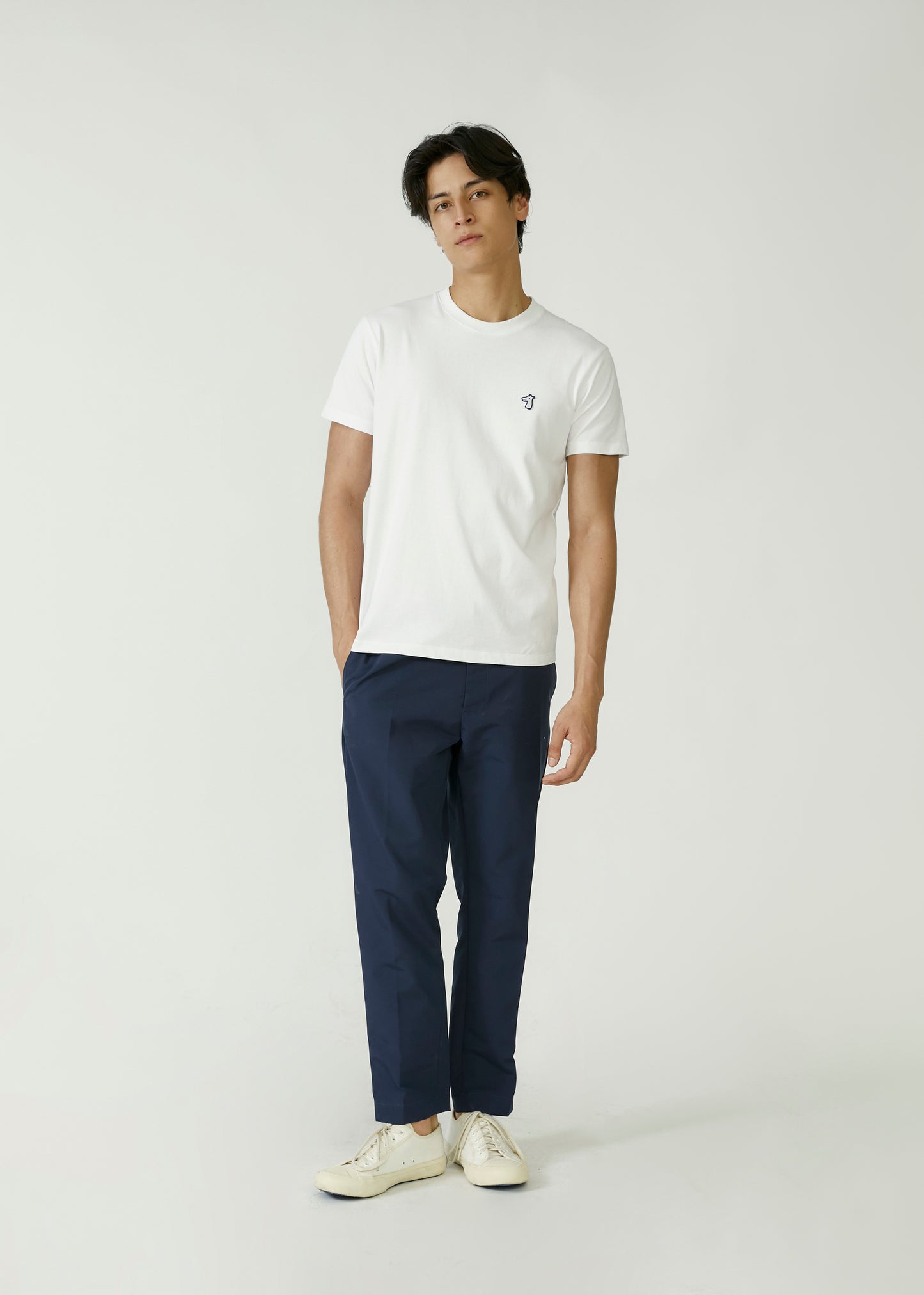 CLASSIC FIT T-SHIRT WITH SIGNATURE LOGO