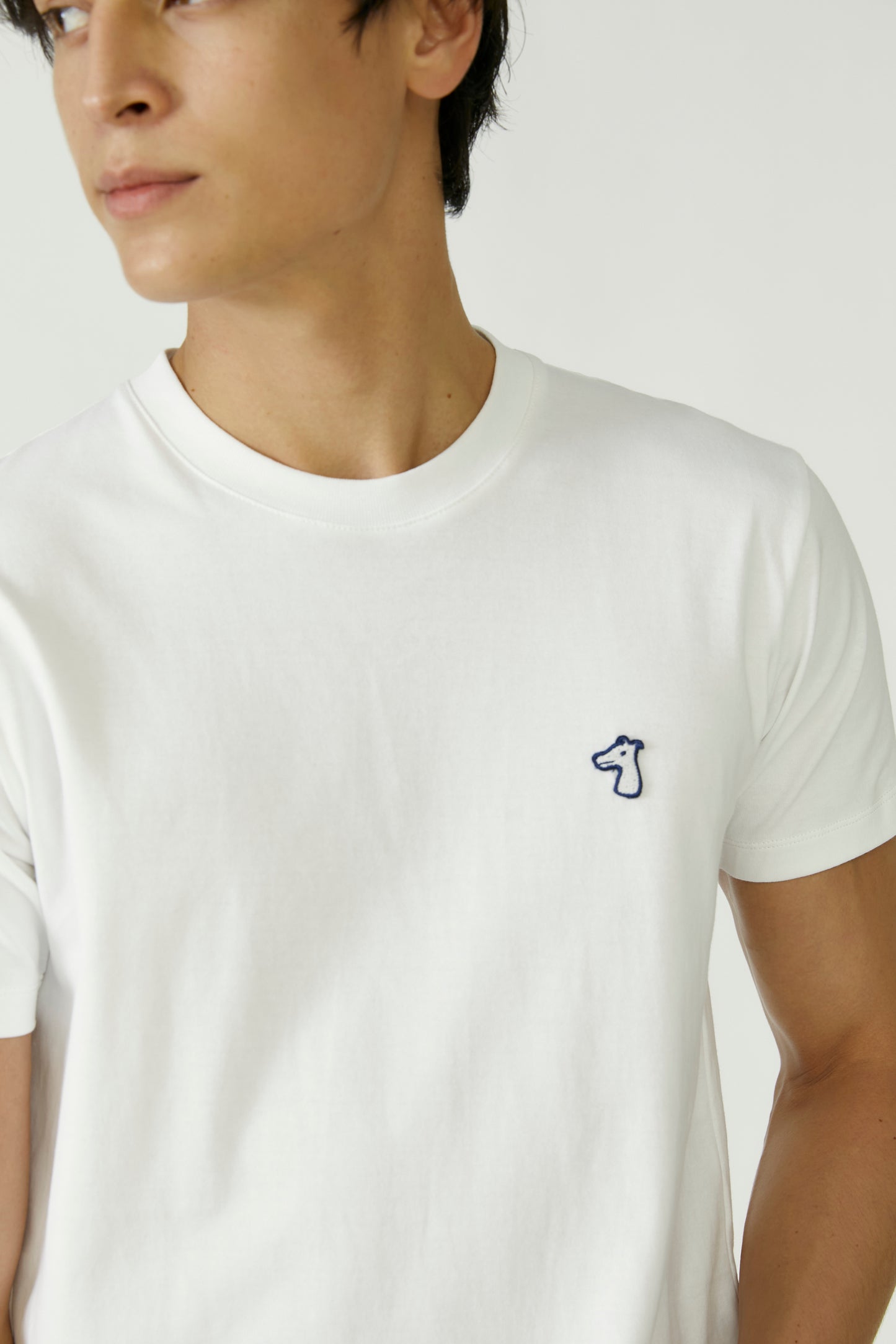 CLASSIC FIT T-SHIRT WITH SIGNATURE LOGO