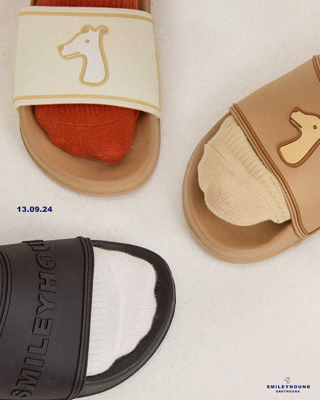 Smilryhound slide sandals