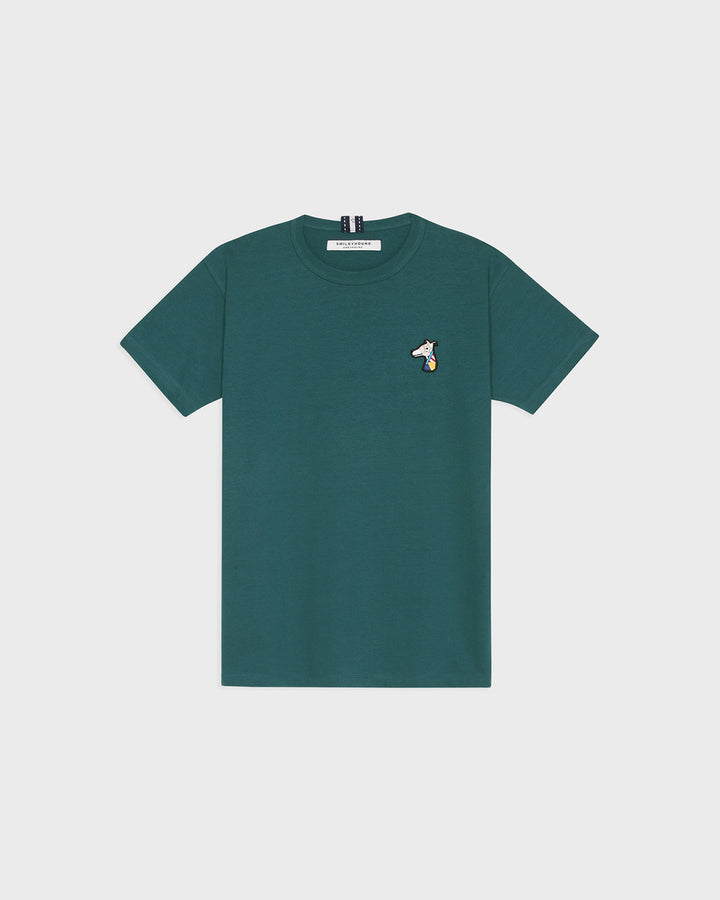 เสื้อยืดทรงพอดีตัวแบบคลาสสิกพร้อมปักโลโก้