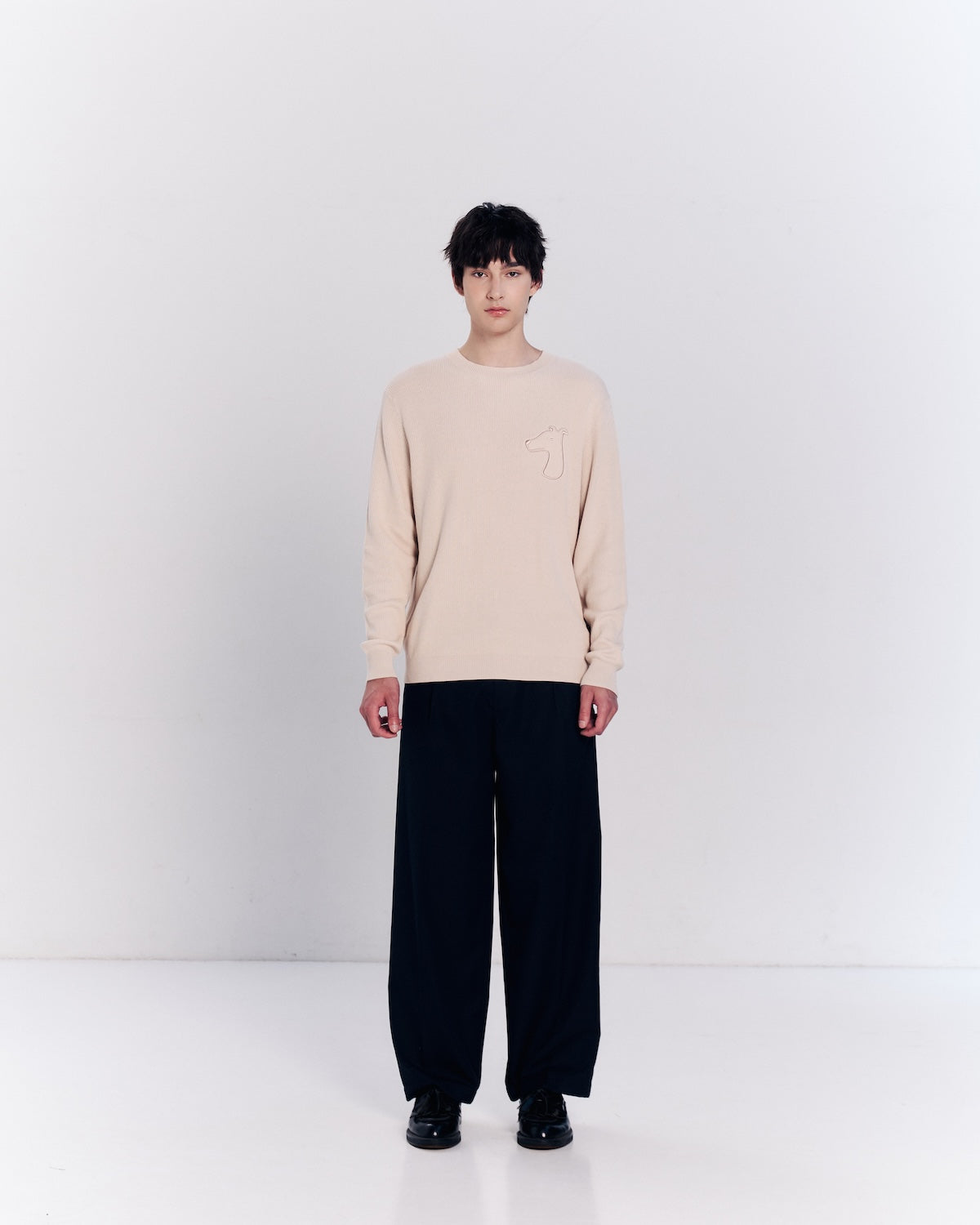 SMILEYHOUND SWEATER WITH BOLD LOGO