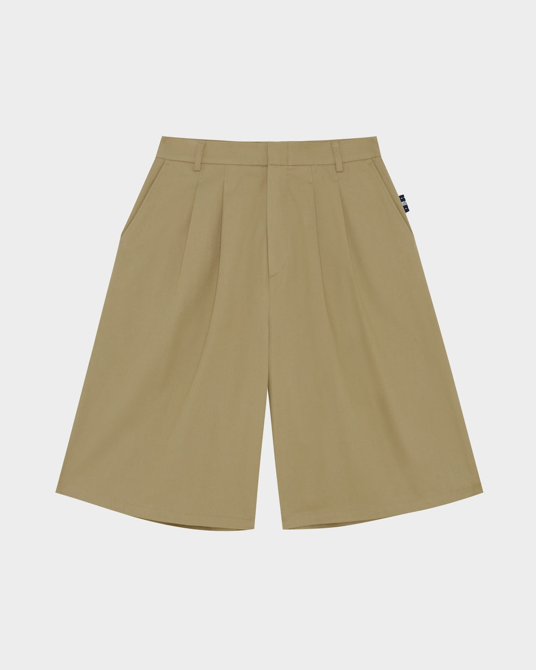 SMILEYHOUND EXTRA-LONG PLEATED BERMUDA SHORTS