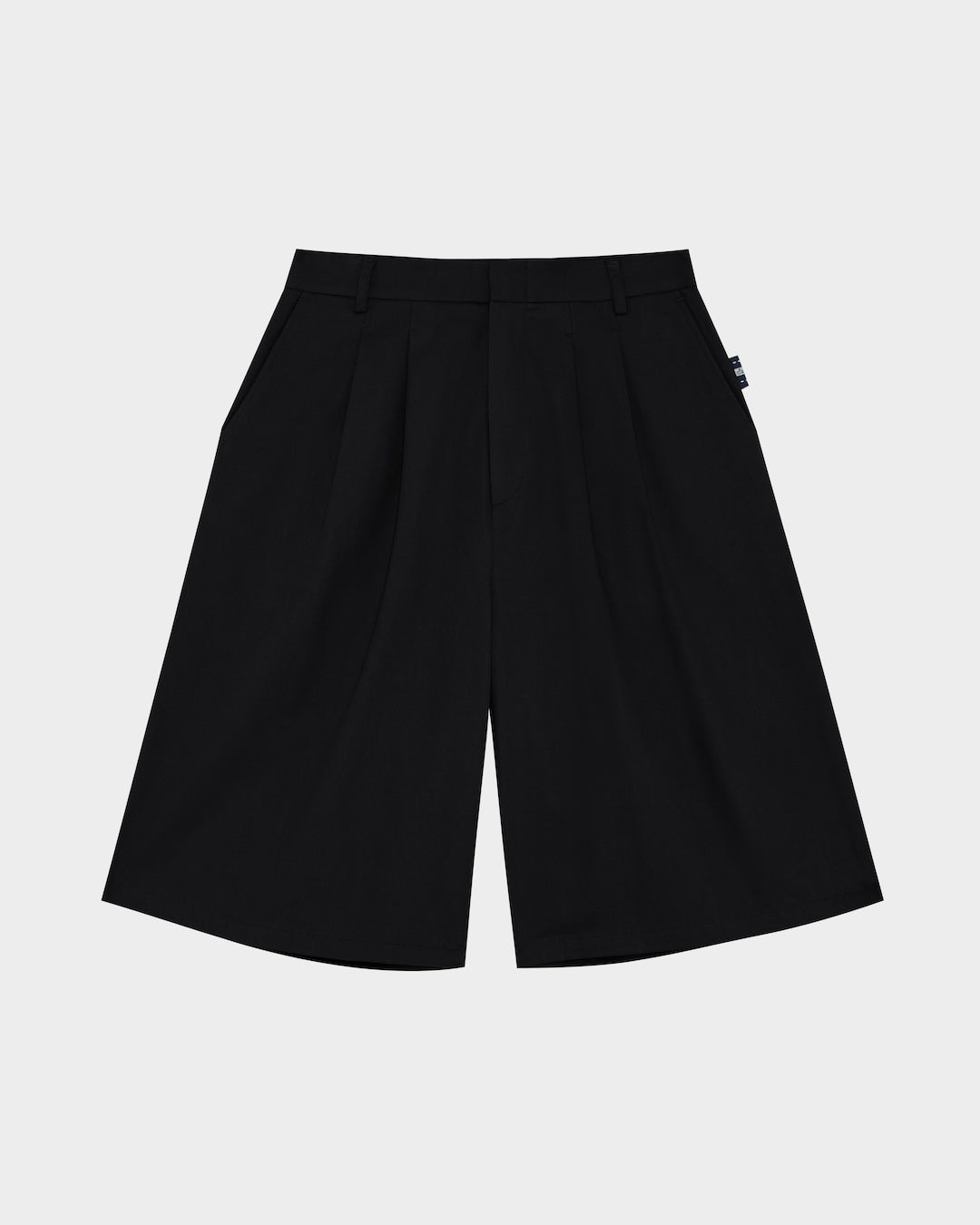 SMILEYHOUND EXTRA-LONG PLEATED BERMUDA SHORTS