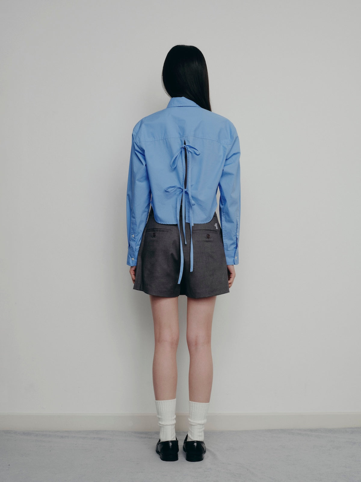 BESTIE TIE-BACK CROPPED SHIRT