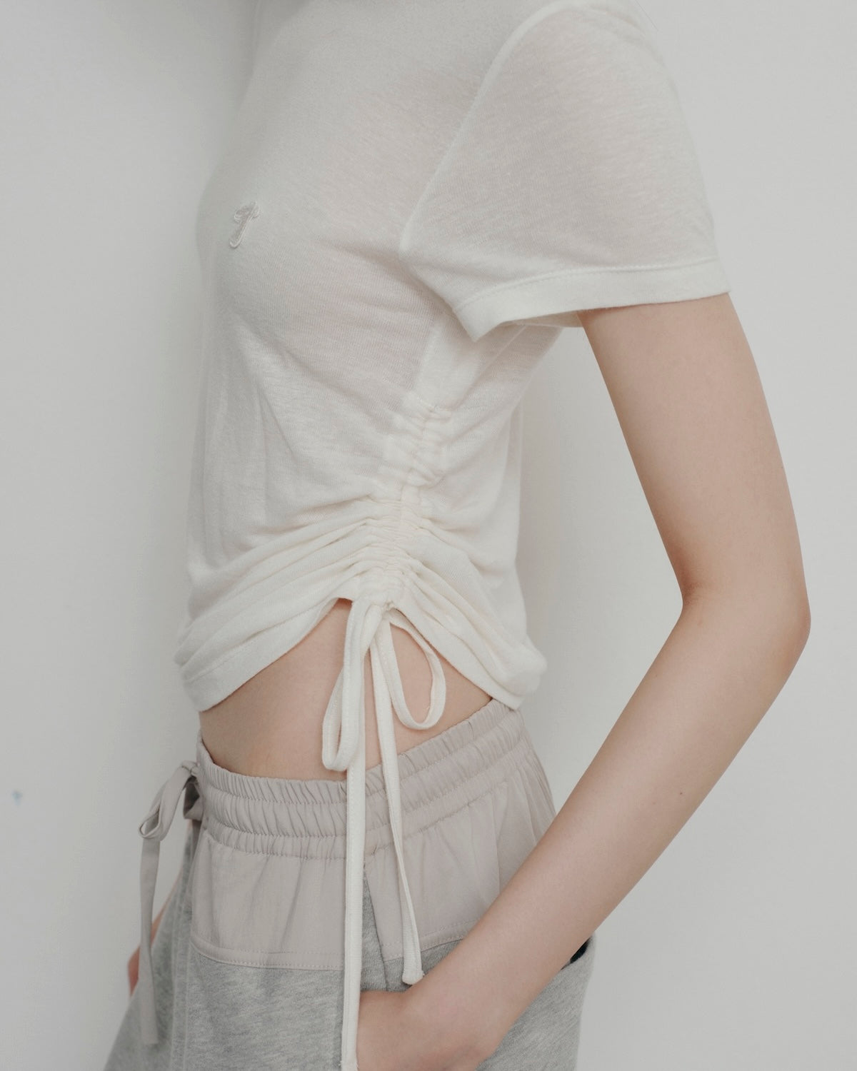 BESTIE SIDE TIE T-SHIRT