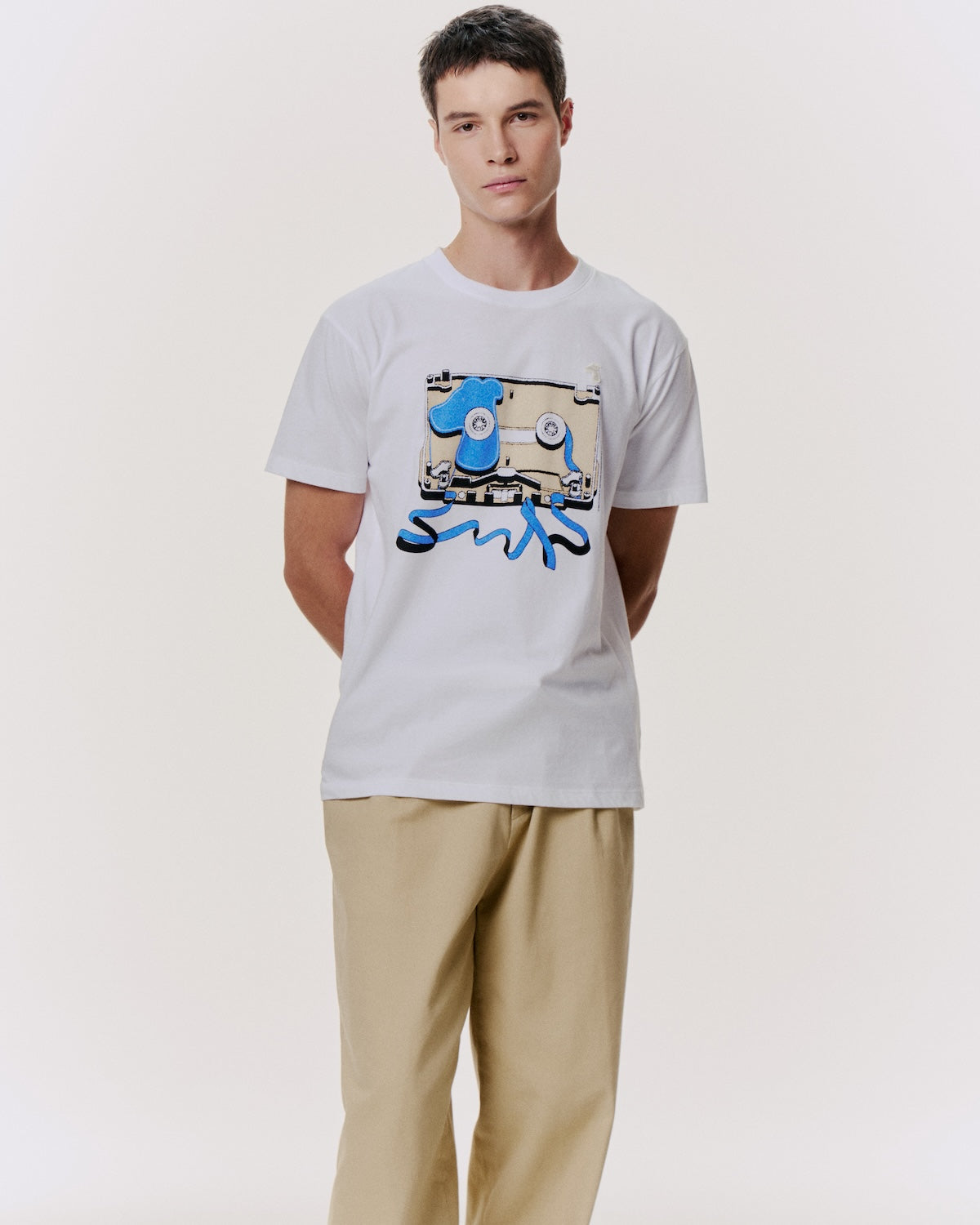 CLASSIC FIT T-SHIRT WITH LOGO GRAPHIC PRINT