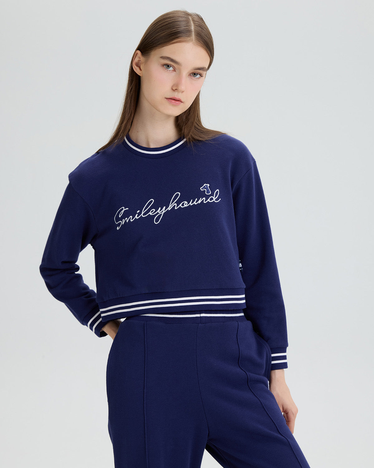 CROPPED SWEATSHIRT WITH LOGO EMBROIDERED