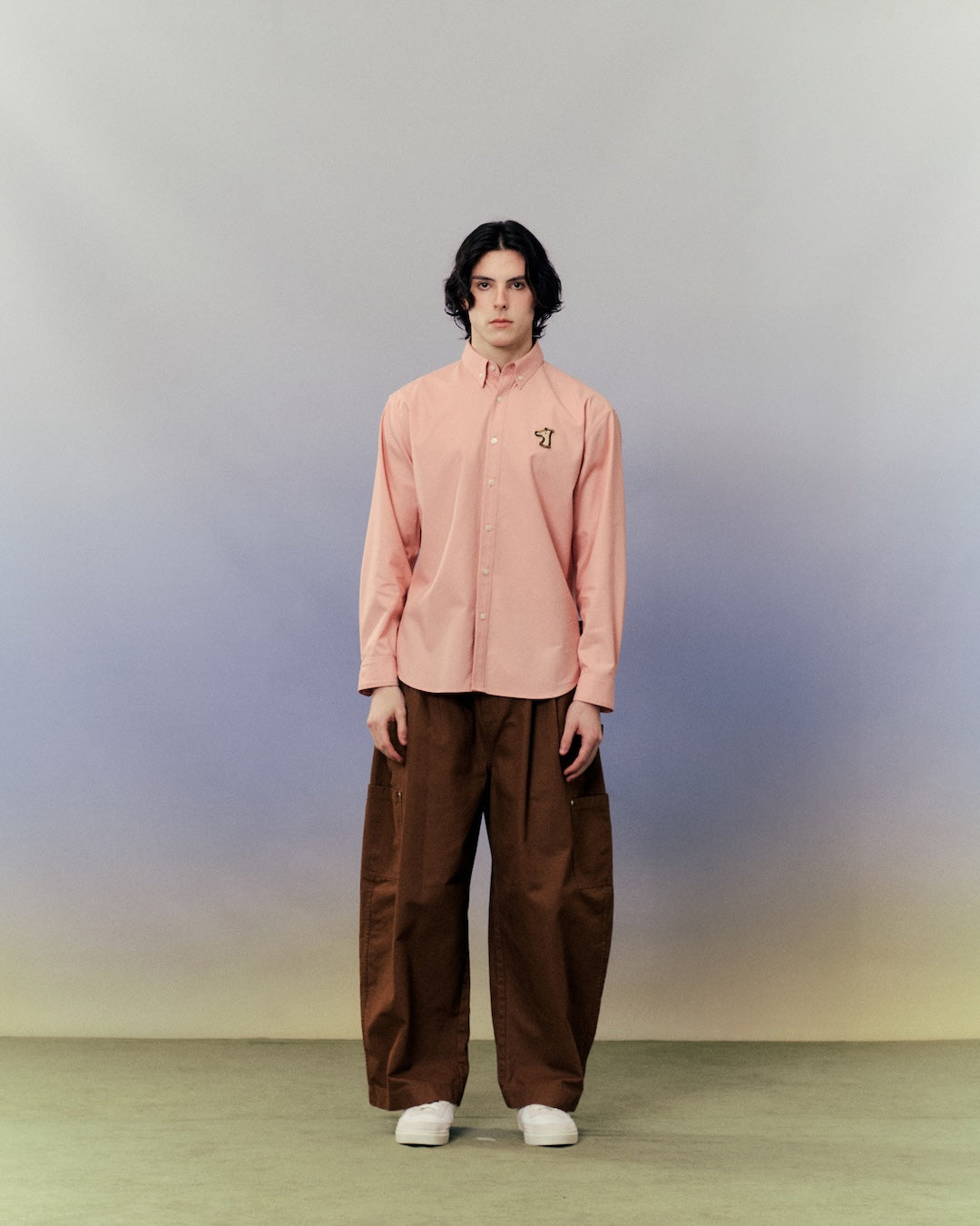 SMILEYHOUND RIBBON LOGO LINEN BUTTON-DOWN SHIRT