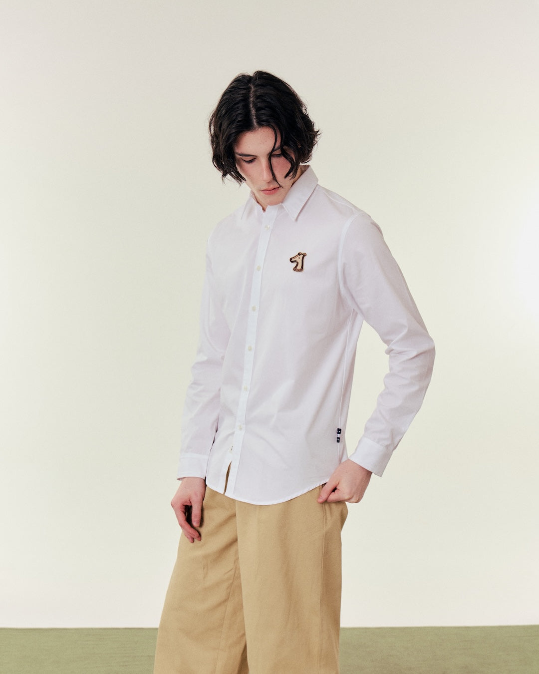 SMILEYHOUND RIBBON LOGO SHIRT