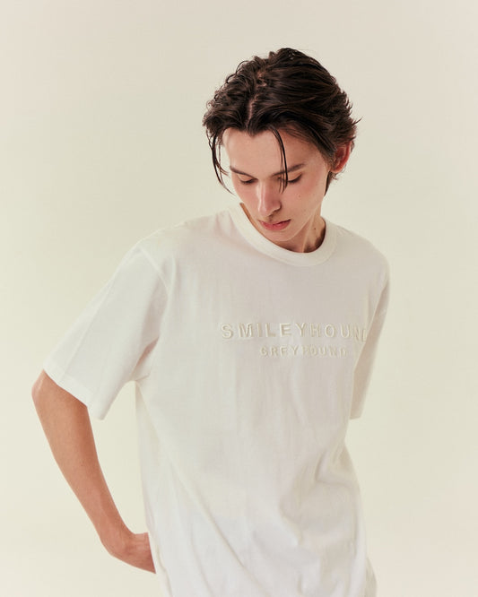 SMILEYHOUND TONE-ON-TONE  3D EMBROIDERED LOGO T-SHIRT S26MD03092-1A
