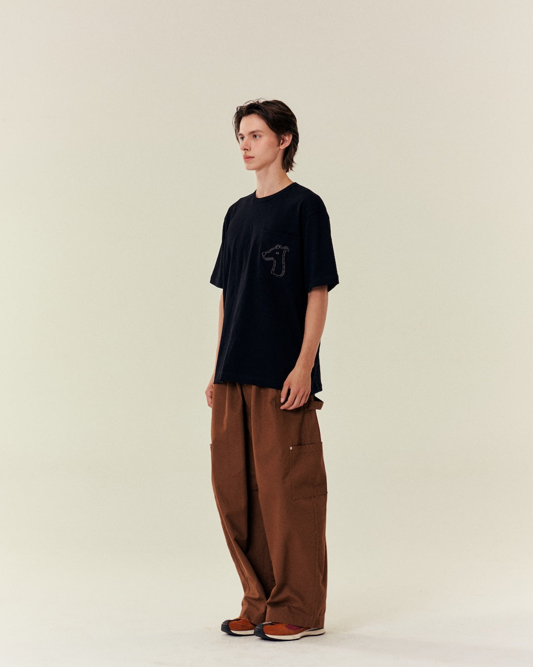 SMILEYHOUND CUT-OUT LOGO POCKET T-SHIRT