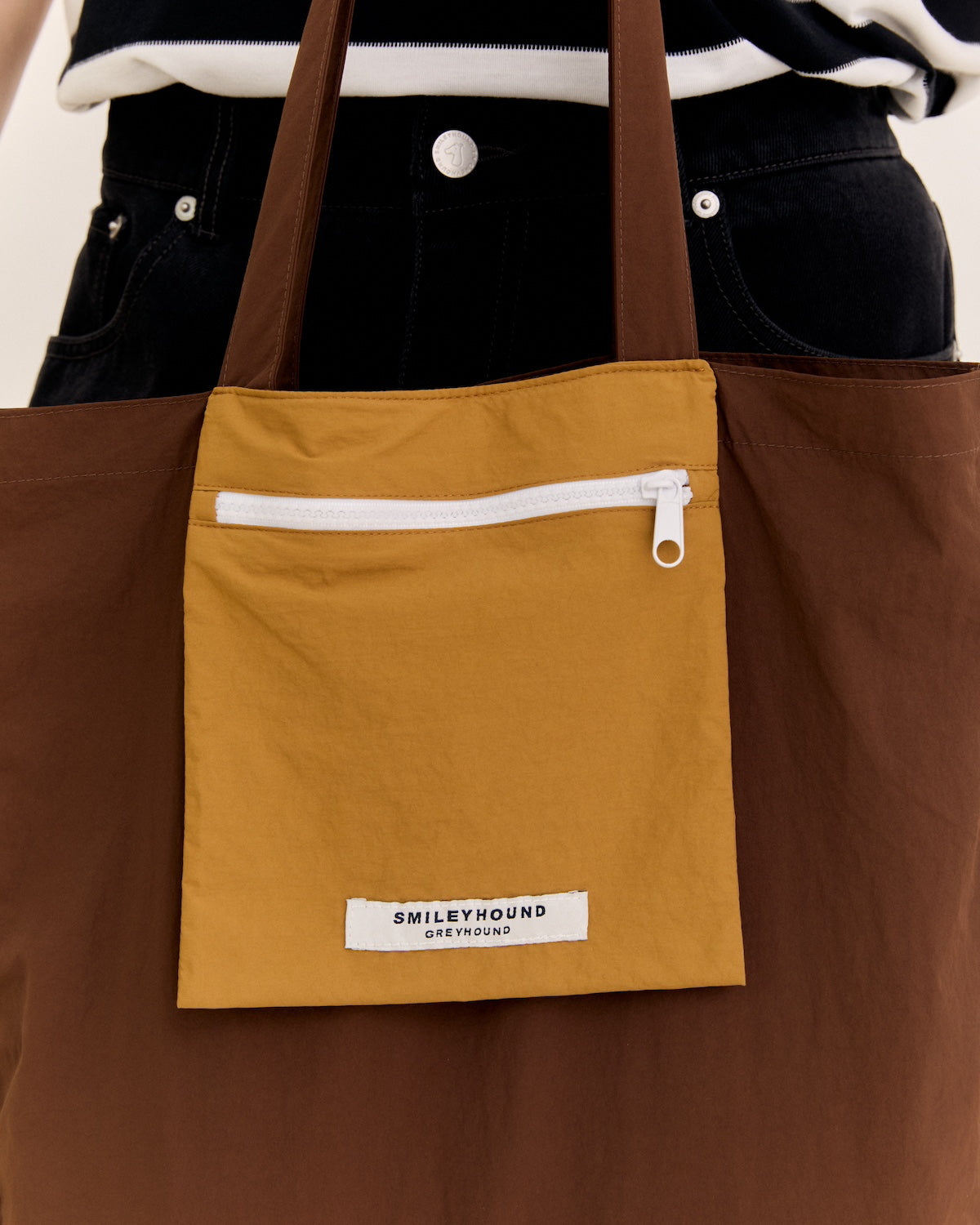 THE ESSENTIAL FOLDABLE NYLON BAG